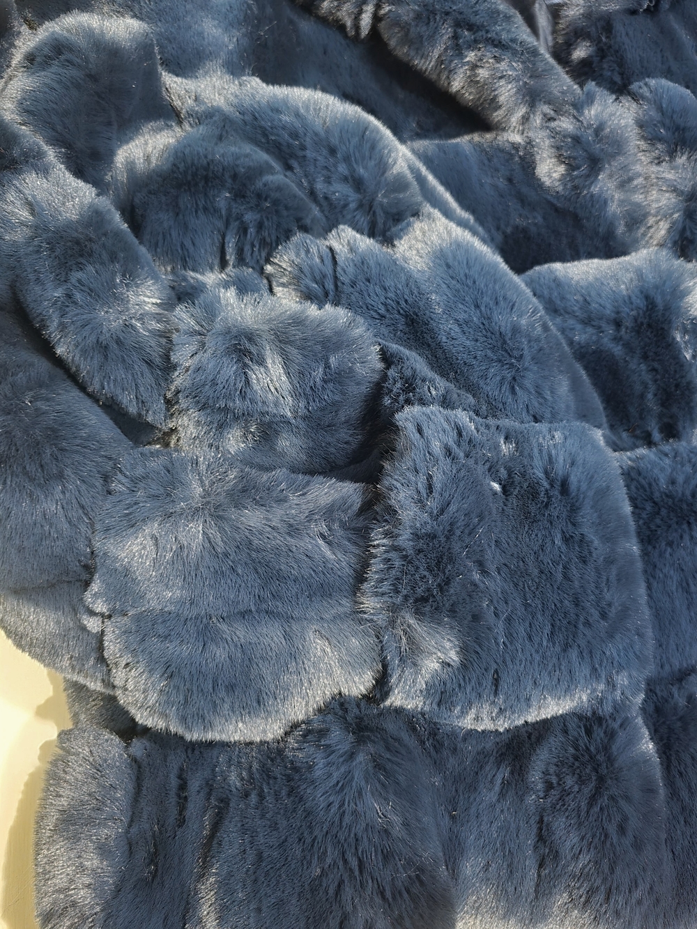 Donna Salyers Fabulous Furs Lafayette 148 New York Faux Fur - Picture 8 of 12